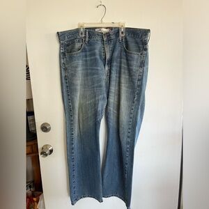 Vintage men’s Levi 569s